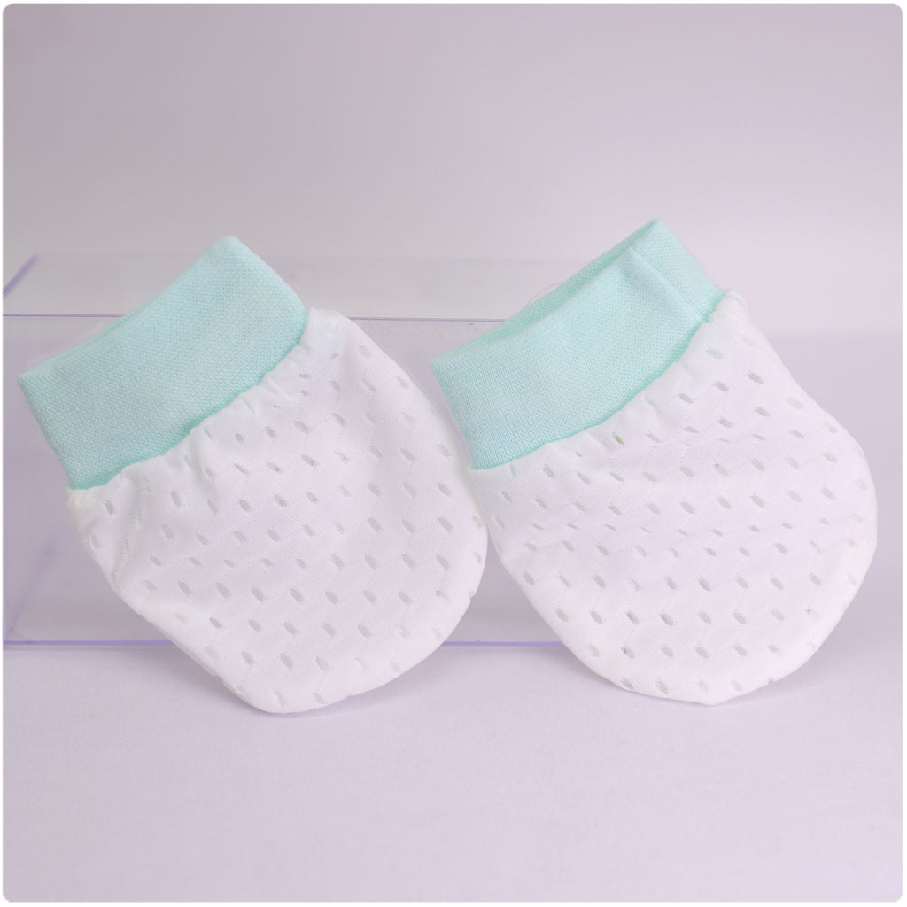 SoftGrip Newborn Mittens